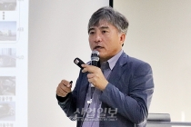 자율주행차 기술 수준, 아직 걸음마…민간 주도 개발 필요