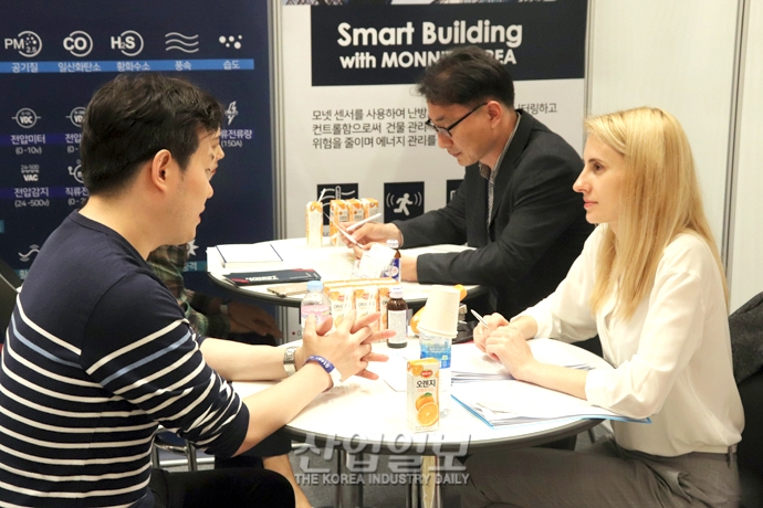 [포토뉴스] 외국인투자기업 채용박람회, 구직자 글로벌 기업 취업 기회 ‘제공’