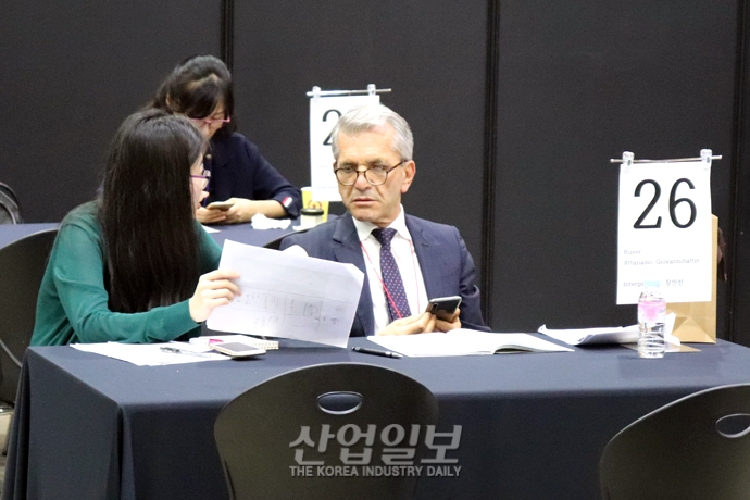 [포토뉴스][스마트테크 코리아] 해외 바이어 초청, 스마트 기술 기업 판로개척 ‘지원’