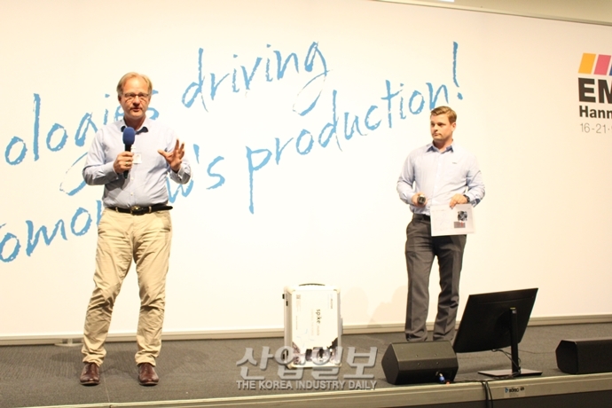 [포토뉴스] EMO 2019 Preview 피칭 세션 참가 기업들, “EMO 2019에서 만나요”