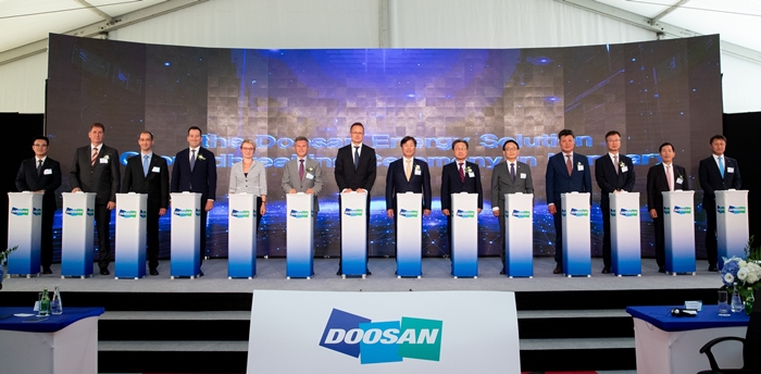 (주)두산, 헝가리 터터바녀 산업단지 내 전지박 연간 5만톤 생산공장 내년 완공