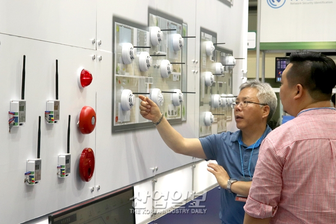 [포토뉴스] 2019 소방 방재 기술 산업전, 4차 산업혁명 기술 입은 소방·방재 산업