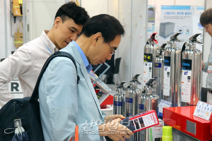 [포토뉴스] 2019 소방 방재 기술 산업전, 4차 산업혁명 기술 입은 소방·방재 산업