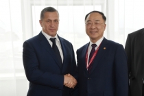 ‘제5차 동방경제포럼’ 참석한 홍남기 부총리, 한-러 경제협력 소통