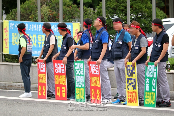 [포토뉴스] 한국GM 임금 노사협상 결렬…노조 파업 돌입