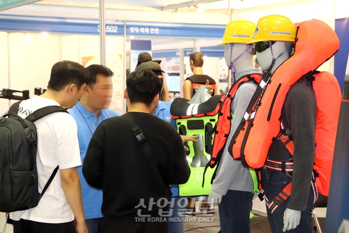 [포토뉴스] 화재·건설·방재 등 최신 안전산업 제품 ‘총망라’