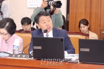 [2019 국정감사 현장] 김관영 의원, “군산조선소 대책 이제는 정부가 답 내놔야”