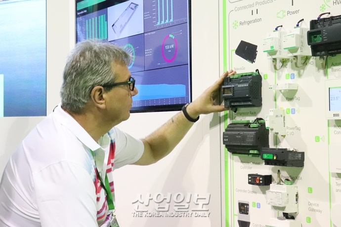 [슈나이더 in 바르셀로나] 3천500여 명 이노베이션 허브 찾아 몰려들어