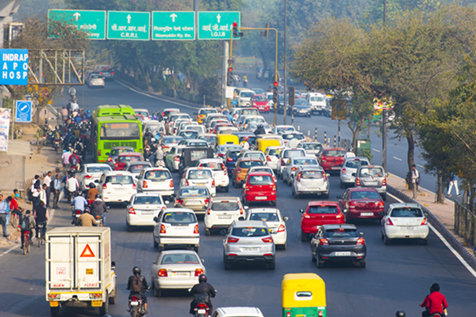인도 자동차 산업 둔화세 맞아…“환경규제와 공유경제의 여파”