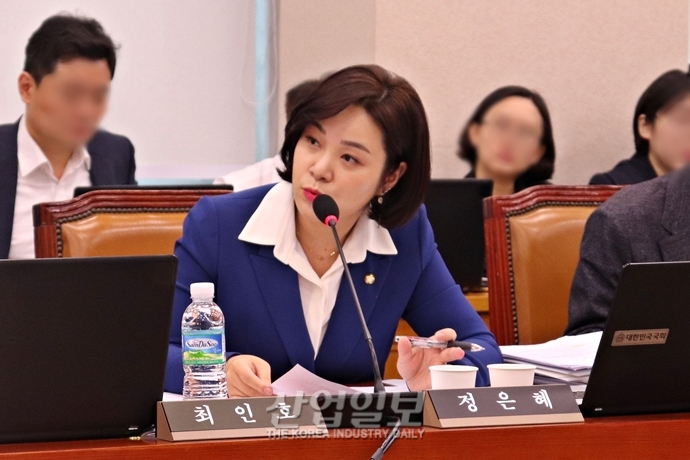 [2019 국정감사 현장] 정은혜 의원 “발전소 인근 주민들의 희생, 지불되지 않은 원자력 비용”