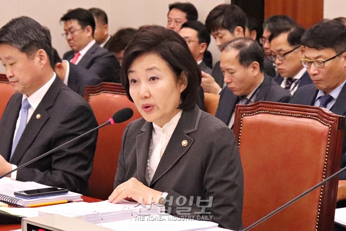 스마트공장, 고용 증가 효과 있나…대·중소기업 상생의 딜레마