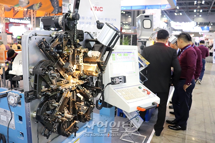 [2019 한국기계전] 4차 산업혁명 기술과 결합한 제조업