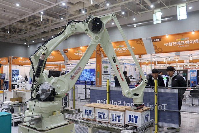 [포토뉴스] 제조업 위기 ‘스마트공장’ 구축 통해 ‘해결’