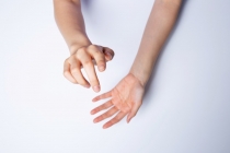 터치 없이 스마트폰 조작하는 시대, 일본이 먼저 이끈다