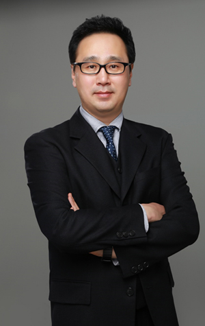 제이드성형외과 김진오 원장, ‘무턱고민, 무턱성형으로 개선 효과’