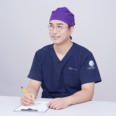 [칼럼] 가슴축소수술, 심미성과 기능성 고려한 수술 이뤄져야