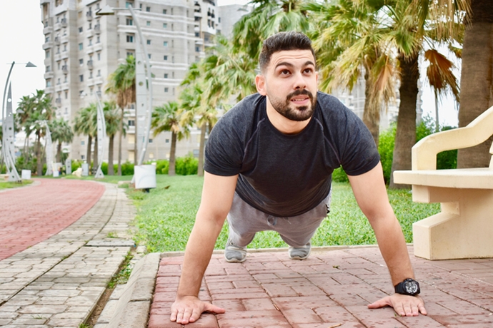 사우디아라비아 웨어러블 시장, 증가하는 젊은 층 공략이 필수