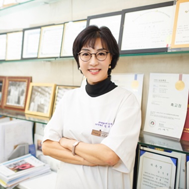 심미성 우수한 인비절라인 투명교정, 치아교정 전문의에게 받아야