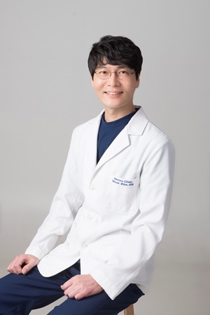 침샘이 비정상적으로 커지는 침샘비대증, 원인과 치료법은?