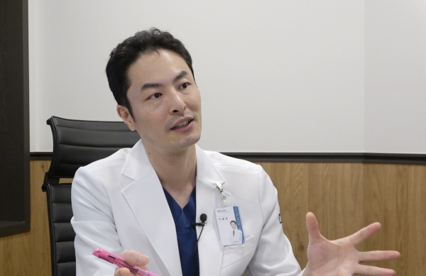 턱끝 모양에 따라 달라지는 수술, 전문의 통한 체계적 설계 필요