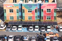 [사진으로 보는 산업뉴스] 태양광 에너지 활용 전기차 ‘충전’