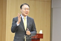 디지털 시대 장악하는 글로벌 IT 기업, ‘디지털 주권’ 확보 위해 힘써야