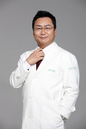 [칼럼] 파킨슨병, 증상 발생 시 수명에도 영향 줄까