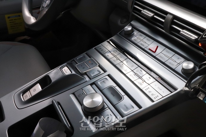 [심층기획] 서울시 누비는 ‘수소택시’ 동행 취재해보니…충전소가 1곳 뿐?