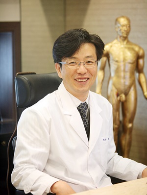 몸 속 균형을 찾아야 여드름 치료에 도움이 된다