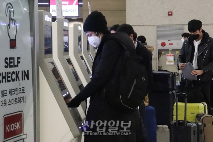 [포토뉴스] 신종 코로나 바이러스 ‘우한 폐렴’, 긴장감 감도는 ‘인천공항’