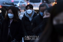 코로나 바이러스 영향, 공급에서 수요로 리스크 이동