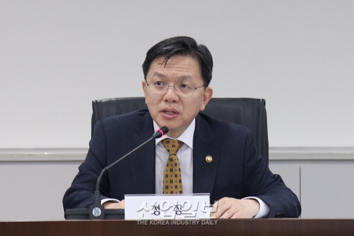 노석환 관세청장 “코로나19 피해 최소화위해 24시간 통관체제 운영할 것