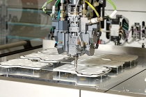 헨켈(Henkel), ㈜루벤·선더호프(Sonderhoff) 브랜드 포트폴리오 확장