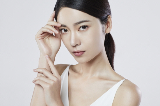 뭉뚝한 코끝 성형, 보형물의 중요성은?