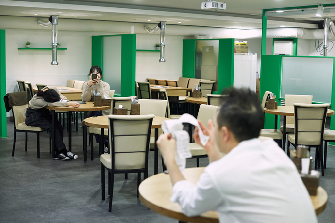 코로나19, 소비심리 위축 등 국내 경제 부정적 영향 미쳐