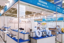 두리무역, 전문화된 사원이 회사의 자산