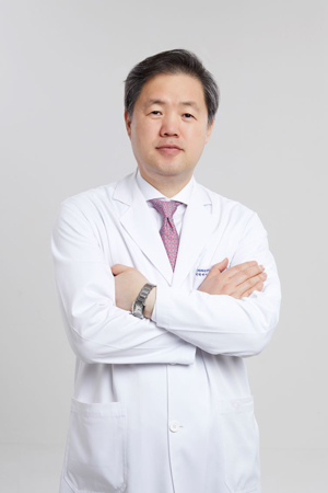 [칼럼] 저녁만 되면 심해지는 종아리 부종·다리 저림…알고 보니 ‘잠복성 하지정맥류’