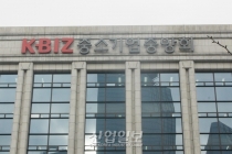 섬유제조 중소기업, 코로나19 피해 가장 커