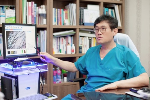 탈모치료의 시작은 탈모 진단이다