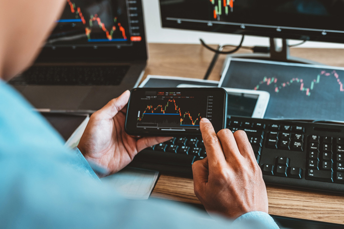 코로나19 영향 올해 세계경제 성장률 -2.6% 전망…종전 전망치 대비 5.8%↓