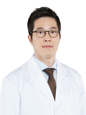 [칼럼] 동안 되고픈 5060세대, 눈성형·리프팅 비중 높아