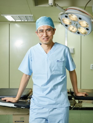 허리통증과 다리저림, 허리디스크 비수술치료 추간공확장술은?