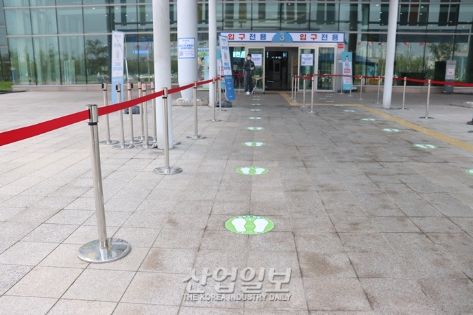 [포토뉴스] 마지막날 맞이한 2020 금속산업대전, ‘그래도 전시회는 계속된다'