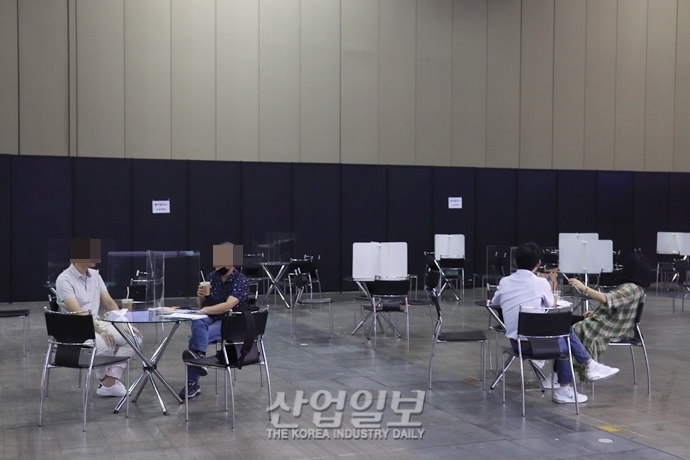 [포토뉴스] 마지막날 맞이한 2020 금속산업대전, ‘그래도 전시회는 계속된다'