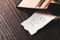 日, 산업생산량 ‘감소’, 숙박업·외식업계 실업률 ‘증가’