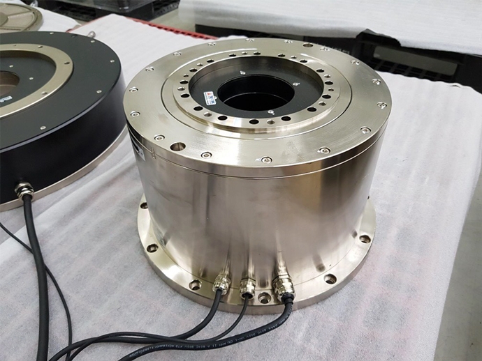 져스텍의 수익 증대와 맞춤형 솔루션을 동시에 제공하는 레니쇼(Renishaw) ATOM™ 엔코더