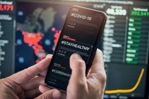 사회적 거리두기 따른 일자리 위협, 민간소비 둔화로 이어진다