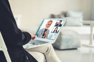 ‘비대면‘ 업무방식 확산 중…일부 기업 근무 형태 다양화 시도