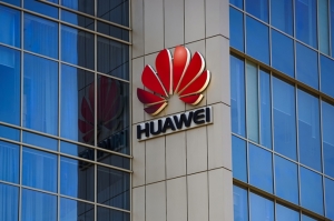 중국의 수입 서프라이즈, 화웨이가 만들어냈다