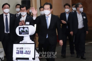 [2020 로보월드] 정세균 총리 “내년 로봇산업예산, 2천억 원 편성”